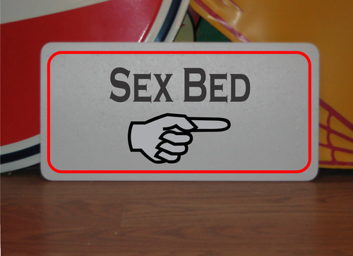 Letto sessuale con freccia